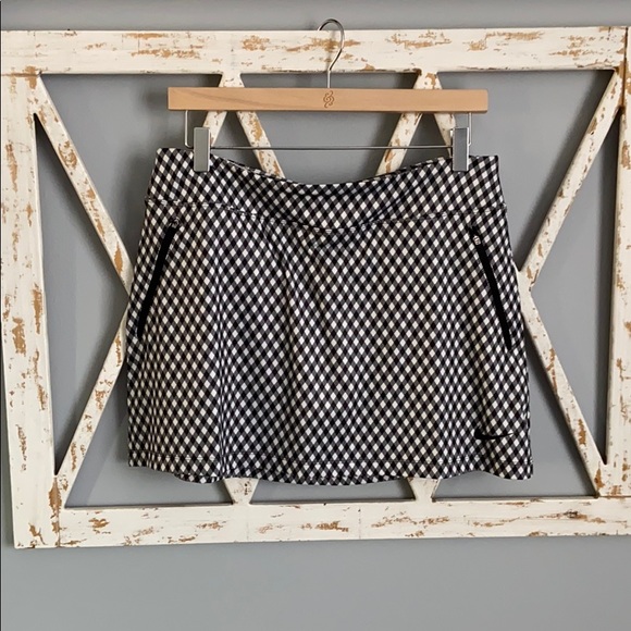 Nike Pants - Nike | Black & White Gingham Skort